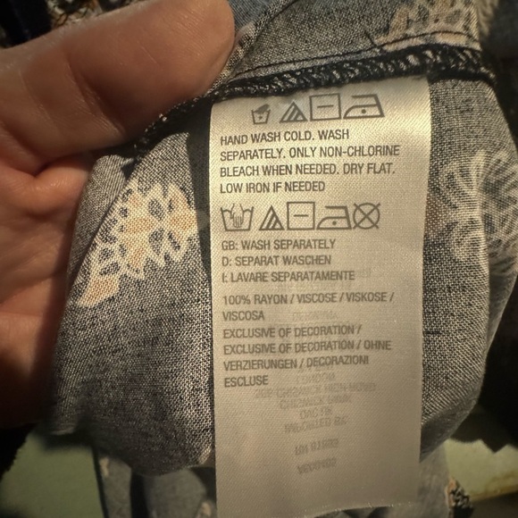 Plus Size Susan Graver Tunic Top - Picture 6 of 6